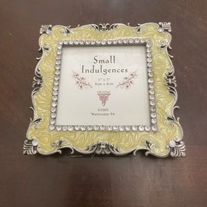 Vintage picture frame